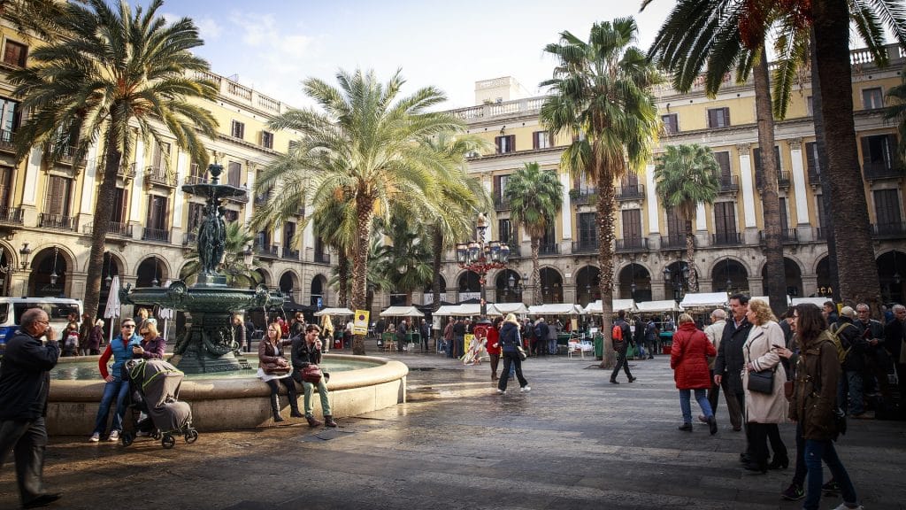 Plads i barcelona som skolerejser besøger